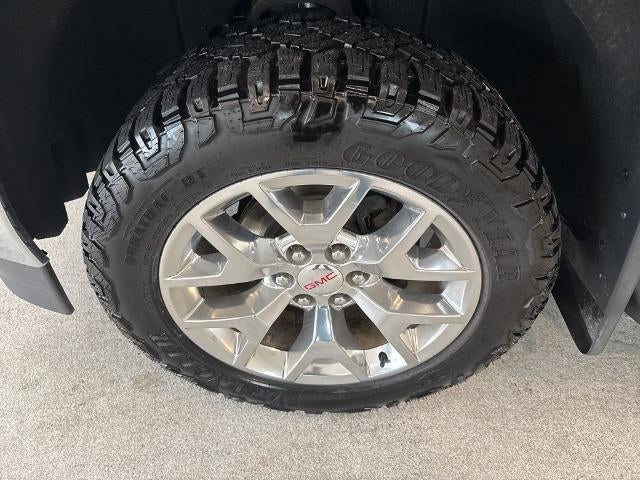 2017 GMC Sierra 1500 Crew Cab Short Box 4-Wheel Drive SLT