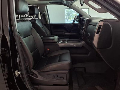 2017 GMC Sierra 1500 Crew Cab Short Box 4-Wheel Drive SLT