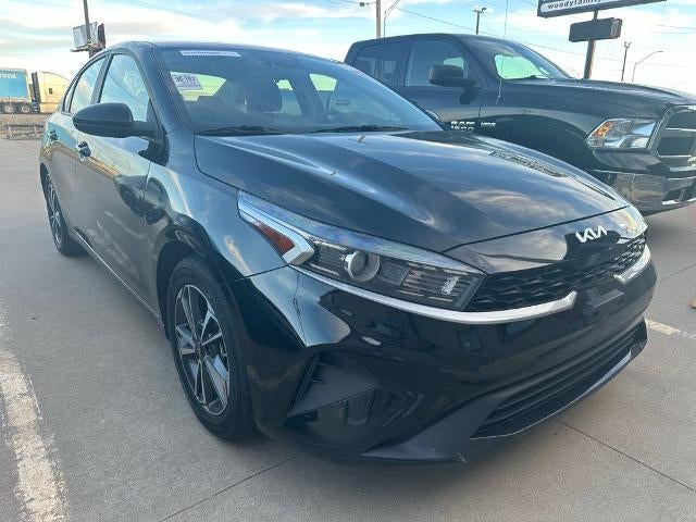2024 Kia Forte LXS IVT