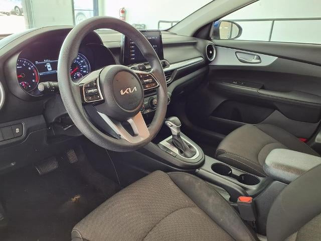 2023 Kia Forte LXS IVT