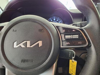 2023 Kia Forte LXS IVT