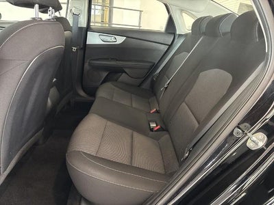 2023 Kia Forte LXS IVT