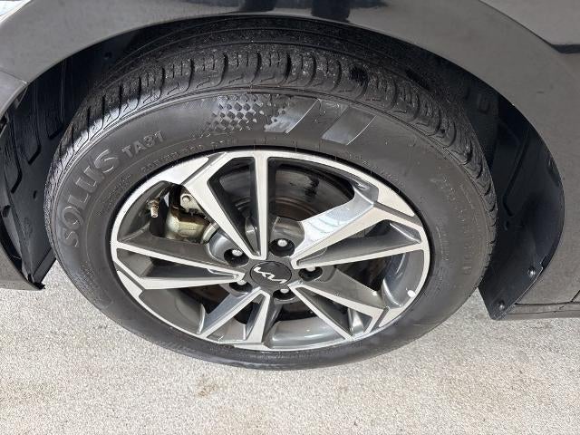 2023 Kia Forte LXS IVT