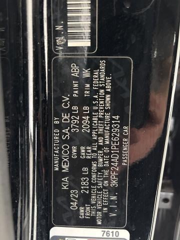 2023 Kia Forte LXS IVT