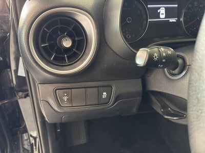 2023 Kia Forte LXS IVT