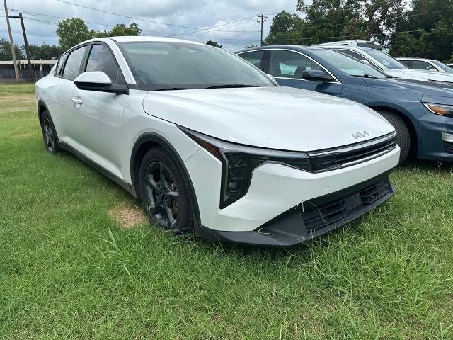 2025 Kia K4 LXS FWD