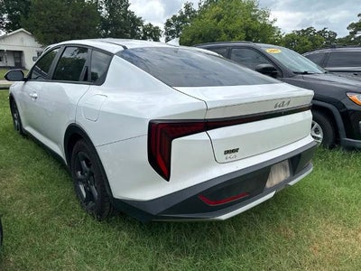 2025 Kia K4 LXS FWD