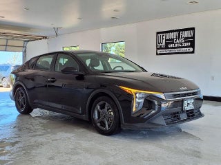 2025 Kia K4 LXS FWD