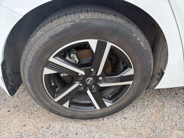 2025 Nissan Sentra SV CVT