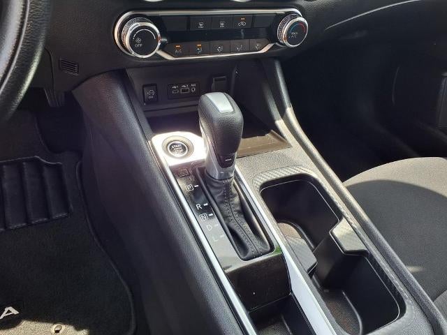 2025 Nissan Sentra SV CVT