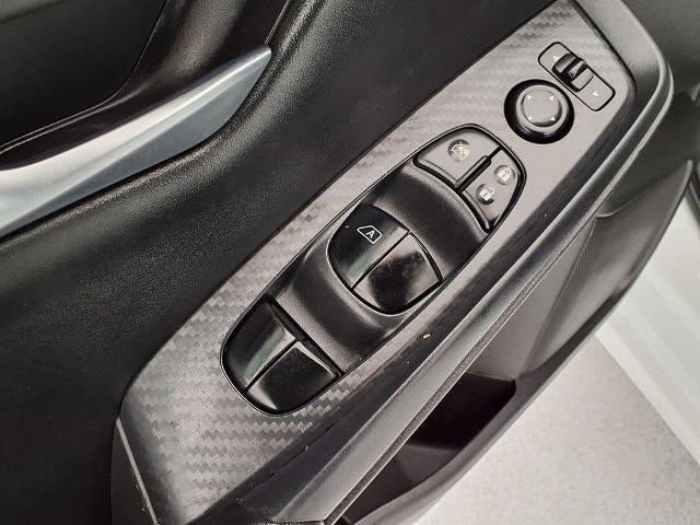 2023 Nissan Sentra SV CVT