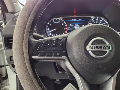 2023 Nissan Sentra SV CVT