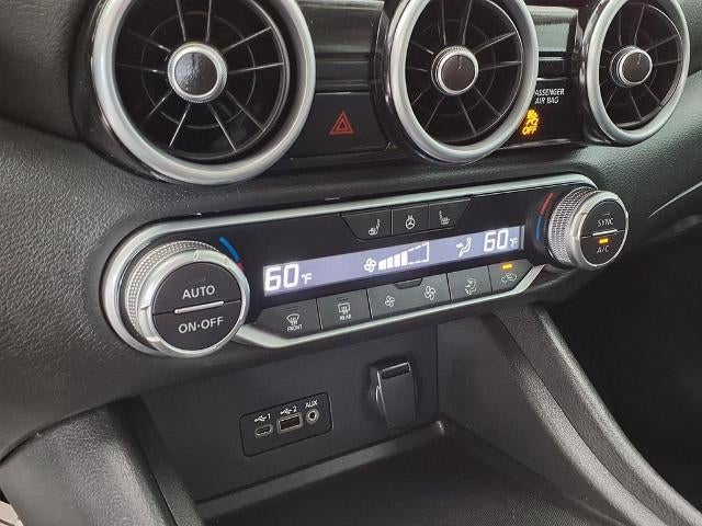 2023 Nissan Sentra SV CVT