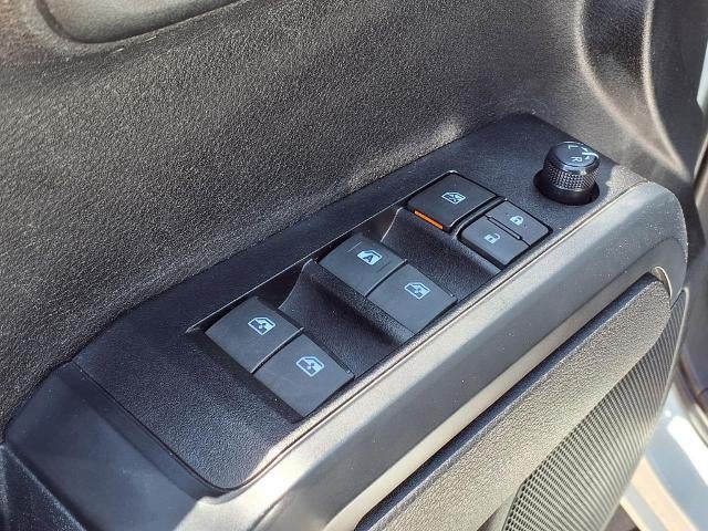 2021 Toyota Tacoma 2WD 2WD SR Double Cab 5' Bed I4 AT (GS)
