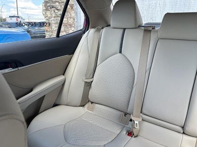 2023 Toyota Camry Hybrid XLE CVT (Natl)