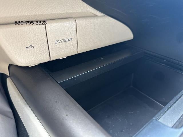 2023 Toyota Camry Hybrid XLE CVT (Natl)