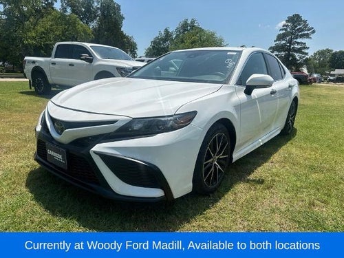 2024 Toyota Camry SE Auto (SE)