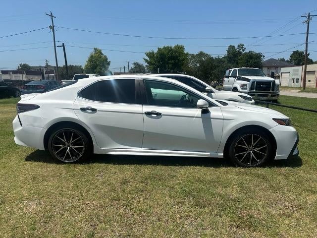 2024 Toyota Camry SE Auto (SE)