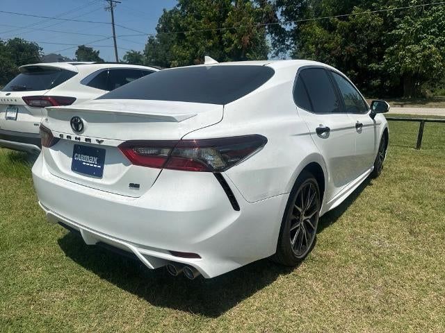 2024 Toyota Camry SE Auto (SE)