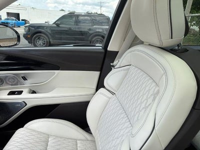 2024 Lincoln Nautilus Black Label AWD