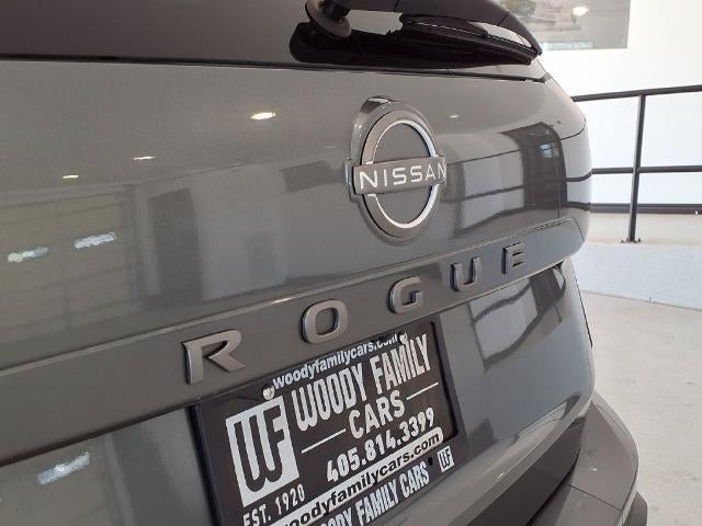 2025 Nissan Rogue FWD SV