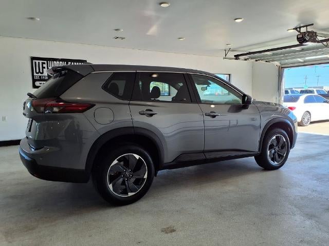 2025 Nissan Rogue FWD SV