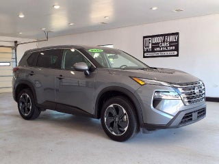 2025 Nissan Rogue FWD SV