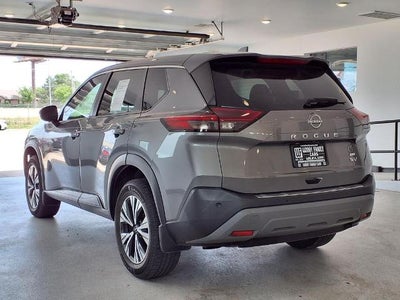 2022 Nissan Rogue FWD SV