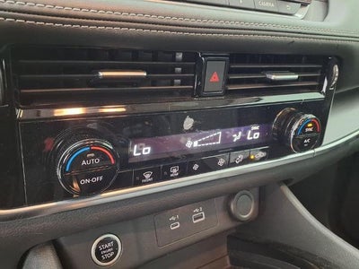 2022 Nissan Rogue FWD SV