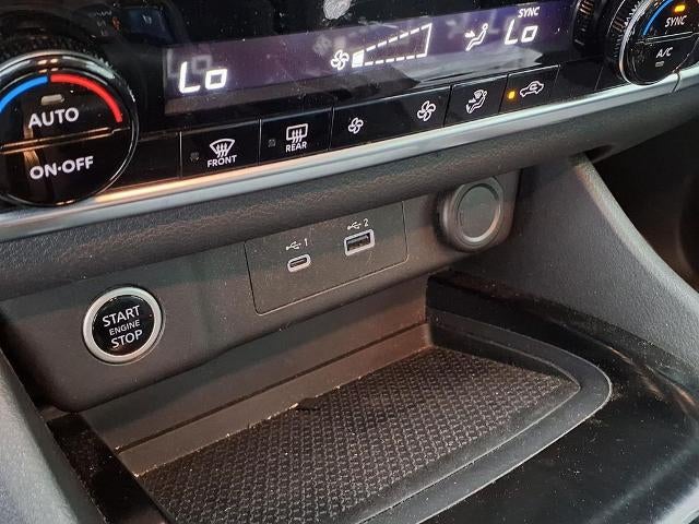 2022 Nissan Rogue FWD SV