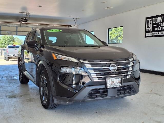 2025 Nissan Rogue AWD SV