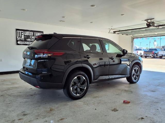 2025 Nissan Rogue AWD SV