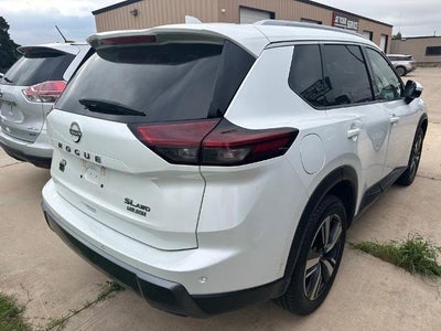 2024 Nissan Rogue AWD SL