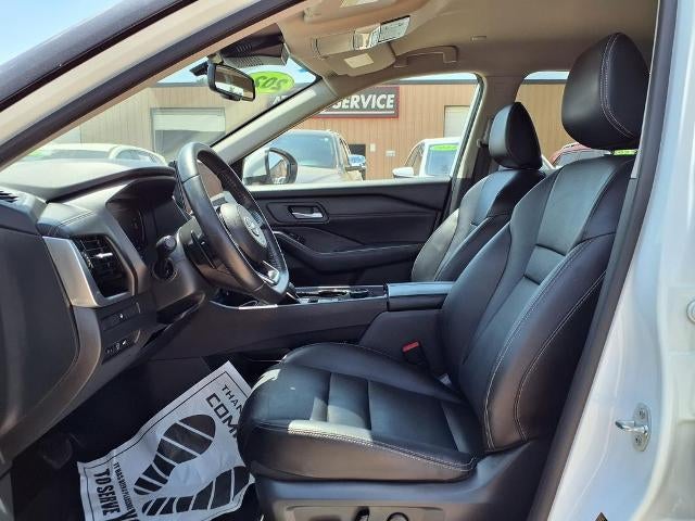 2024 Nissan Rogue AWD SL