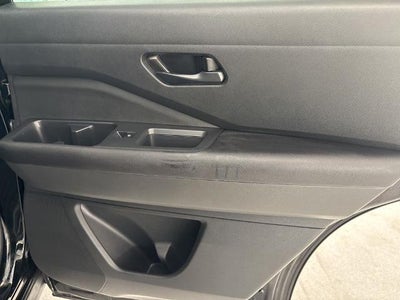 2025 Nissan Pathfinder SV 4WD