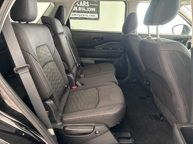 2025 Nissan Pathfinder SV 4WD