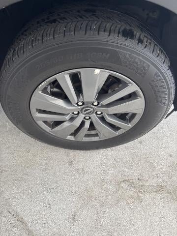 2025 Nissan Pathfinder SV 4WD