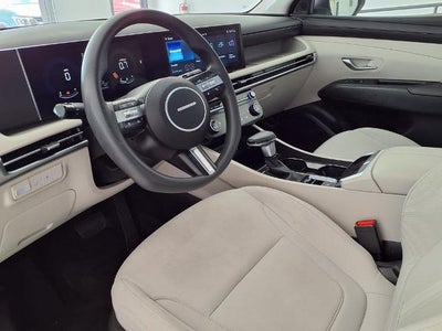 2025 Hyundai TUCSON SEL FWD