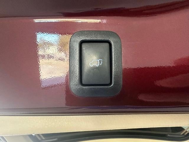 2019 Toyota Highlander LE Plus V6 FWD (SE)