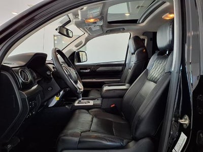 2017 Toyota Tundra 4WD 4WD Platinum CrewMax 5.5' Bed 5.7L (Natl)
