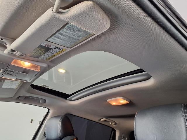 2017 Toyota Tundra 4WD 4WD Platinum CrewMax 5.5' Bed 5.7L (Natl)
