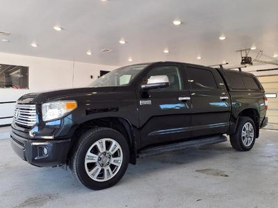 2017 Toyota Tundra 4WD 4WD Platinum CrewMax 5.5' Bed 5.7L (Natl)