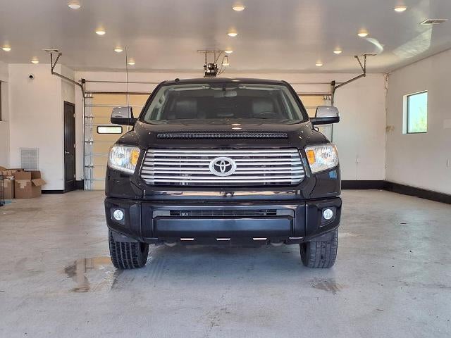 2017 Toyota Tundra 4WD 4WD Platinum CrewMax 5.5' Bed 5.7L (Natl)
