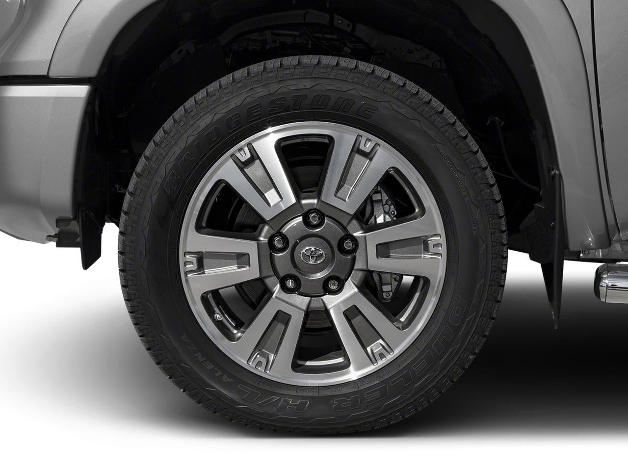 2017 Toyota Tundra 4WD 4WD Platinum CrewMax 5.5' Bed 5.7L (Natl)