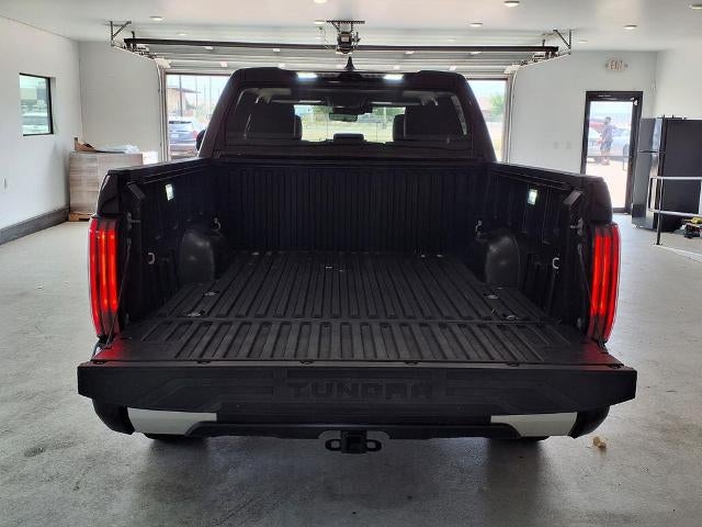 2022 Toyota Tundra 2WD 2WD Limited CrewMax 5.5' Bed (GS)
