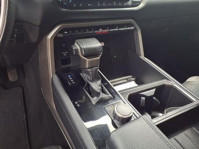 2022 Toyota Tundra 2WD 2WD Limited CrewMax 5.5' Bed (GS)