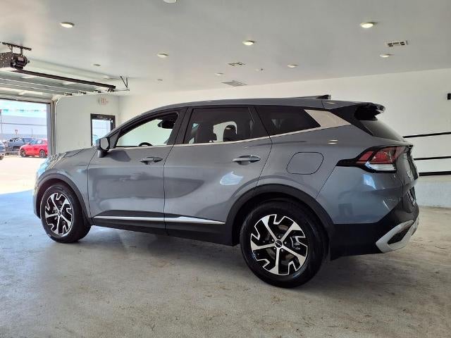 2024 Kia Sportage EX FWD