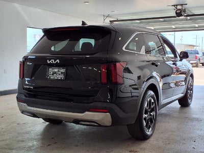 2025 Kia Sorento S FWD