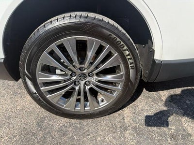 2024 Toyota Venza LE AWD (GS)