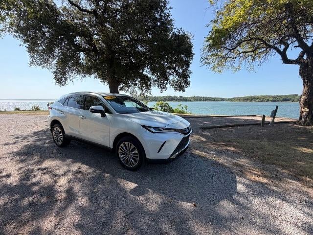 2024 Toyota Venza LE AWD (GS)